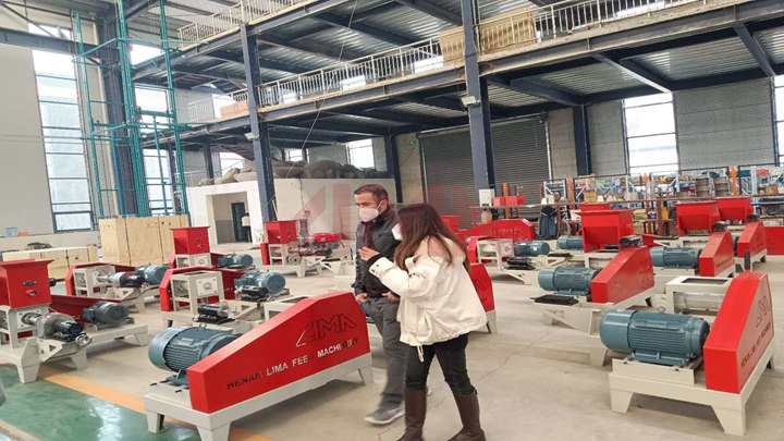 wet type Crappie feed extruder machine parts in Uganda